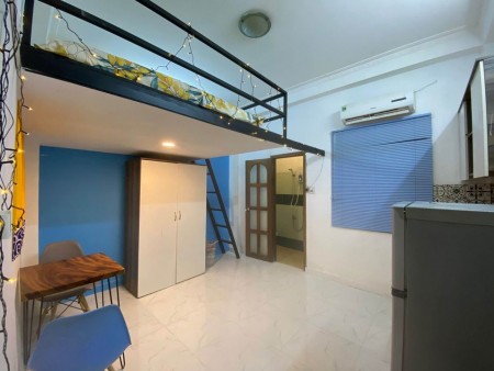 Cho thuê phòng thoáng mát có ban công rộng 30m2 Tân Bình