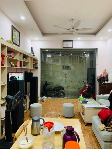 Bán nhà 2 mặt thoáng, phố Nhân Hòa – Quan Nhân, 35m2* 5Tầng full nội thất, giá 3,55 tỷ.