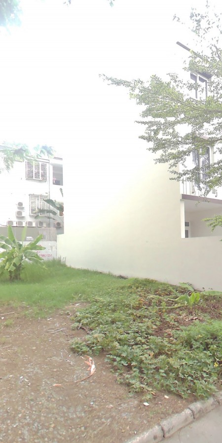 Tôi bán nền đất có sổ sẵn ở Nguyễn Văn Linh Bình Chánh đi vào chỉ 1.2 tỷ nền thổ cư 100% xây được ngay