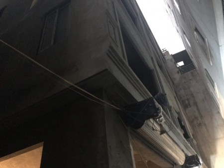 Cần bán đất Phân Lô Ngõ 218 Lạc Long Quân Trích Sài: 150m2, 5T, mặt tiền 4m, giá 3 tỷ