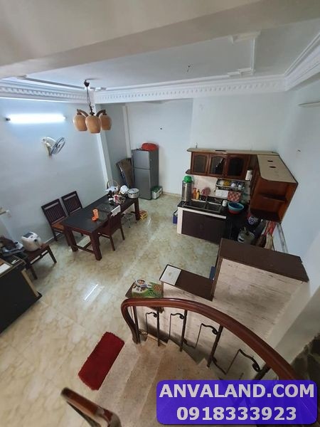 Nhà đẹp, Hẻm 5m, cách Quận 5 chỉ 300m, 3 PN, 30m2, chỉ 2 tỷ 8