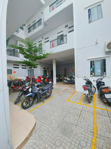 Chính chủ cho thuê phòng trọ mới xây ban công, cửa sổ thoáng mát GIÁ RẺ, GÒ VẤP