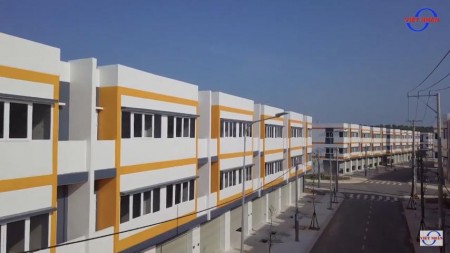 Bán biệt thự sân vườn trục thông KĐT Oasis city