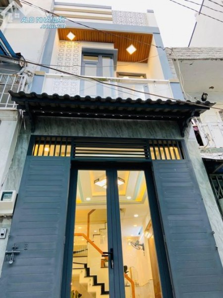 Nhà phố cao cấp, vị trí đắt địa, giá cả hữu nghị