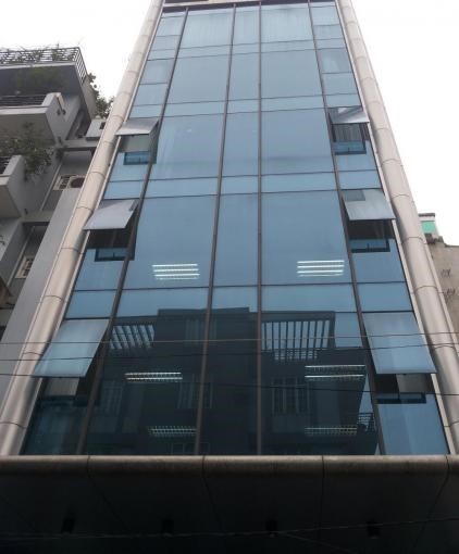 Cần tiền bán gấp tòa nhà văn phòng Quận 1. DT 9x30 Hầm 7 tầng DH thuê 250tr-th còn 10 năm giá bán chỉ 100 tỷ còn thương lượng