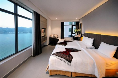 Bán gấp khách sạn 400m2 mặt tiền Hạ Long Vũng Tàu: