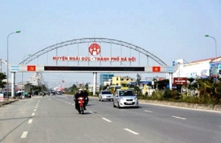 Bán đất dịch vụ TT Trạm Trôi, đường rộng 9m. Vỉ hè 2m
