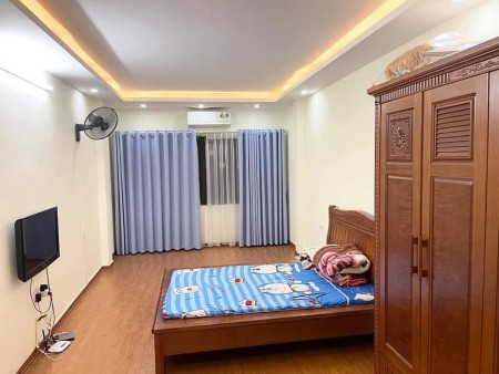 Bán nhà Trương Định, 4 tầng, Ô tô đỗ cửa, Nội thất xịn nhỉnh 3 tỷ. Lh 0902229291.