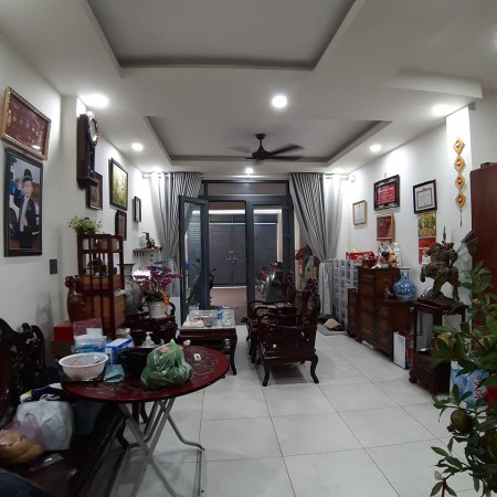 Bán nhà Phan Huy Ích, 38m2 giá chỉ hơn 3 tỷ. Full nội thất. HXH