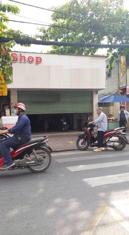 Đường Cách Mạng Tháng 8 dt: 5 x 14 đắc địa