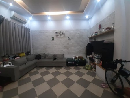 Bán nhà Phố Đình Ngang, Q. Hoàn Kiếm DT 36m2x5 tầng. LH: 0846 282 986.
