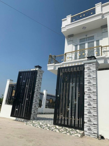 Bán Nhà 1 Lầu - Vị Trí Đẹp - Kế Bên Phú Gia Viên Của Hồ Ngọc Hà