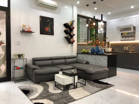 Ngõ Hoàng Quốc Việt - Cầu Giấy. Nhà mới siêu đep tặng toàn bộ nội thất, xem là chốt. 50m ra ô tô tránh giá 4.85 tỷ.