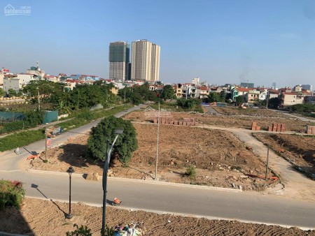 Cần bán lô đất khu dịch vụ Lai Xá giáp cổng vào khu đô thị Kim Chung Hoài Đức, giáp đường 32, sổ đỏ