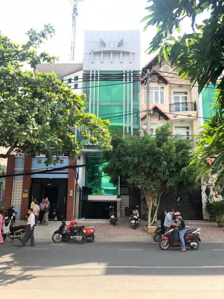 Bán Nhà Mặt Tiền HXH Đinh Bộ Lĩnh, Bình Thạnh, DT: 61M2 Giá 5.8 tỷ Nội Thất Cơ Bản