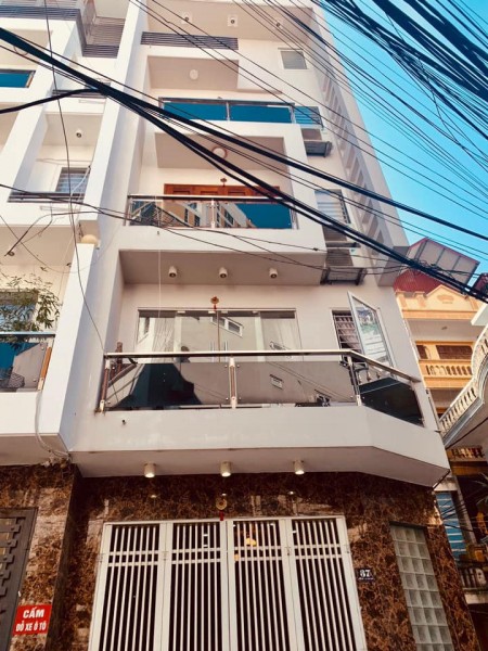 Nhà Cầu Giấy, DT 230m2, Lô góc, 3 gác tránh, ở sướng, sống hưởng thụ nhỉnh 4 tỷ