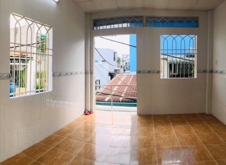 Nhà hiếm Bình Long, P.BHHA, Q. Bình Tân, 2 tầng, 2PN, giá 1,9tỷ