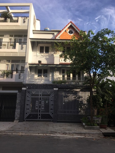 Nguyễn Văn Luông_ mặt tiền ngang 7m . Vị trí đắc địa