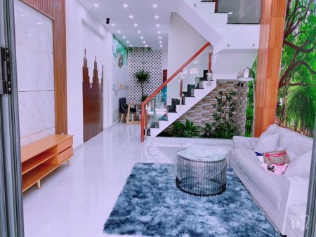 Nhà giá rẻ Nguyễn Công Hoan, Phú Nhuận, HXH cần bán gấp gấp mùa dịch Covit. Lh0909484131