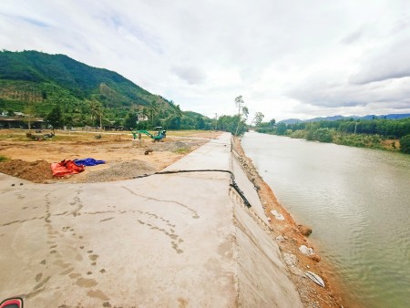 Bán lô đất View Trực Diện Sông Cam Lâm Siêu Đẹp giá cực RẺ! Xem Ngay!