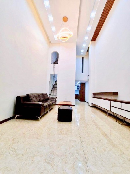 Nhà Trịnh Đình Trọng Tân Phú 82m2-hẻm xe hơi 6m chỉ 5.4 tỷ