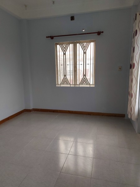 Cho thuê nhà ở sinh hoạt mặt tiền 49D khu Nam Long, Phú Thuận Quận 7 nguyên căn, nhà trống,