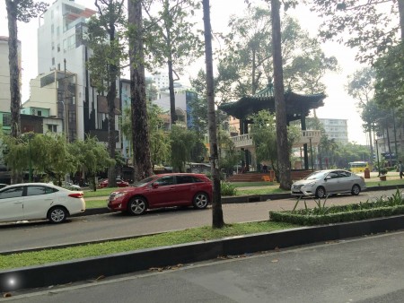 Đi đến slide 2