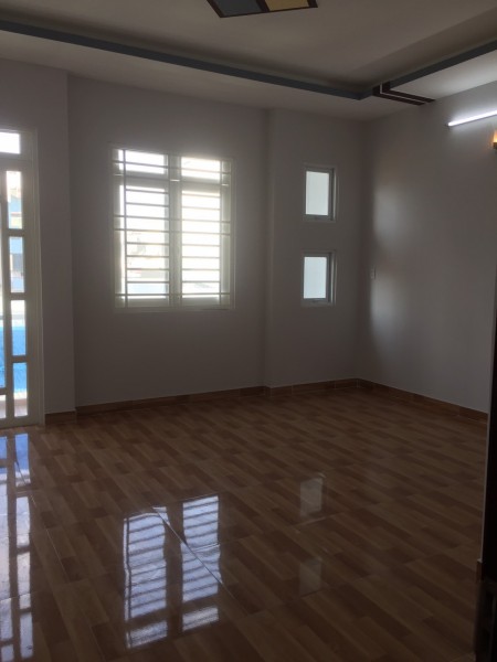 Bán nhà chính chủ đường Tôn Thất Hiệp 82m2 chỉ hơn 15tỷ. Lh 0935205660