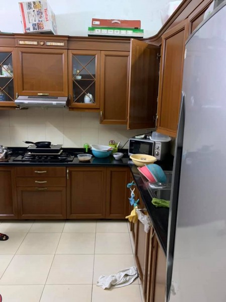 Bán nhà Phố Trung Kính, ô tô, vỉa hè, kinh doanh, 81m2, 17 tỷ.