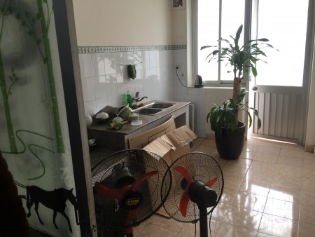 Cho thuê căn hộ 126m2 nhà HH2, phố Dương Đình Nghệ, Yên Hòa, Cầu Giấy
