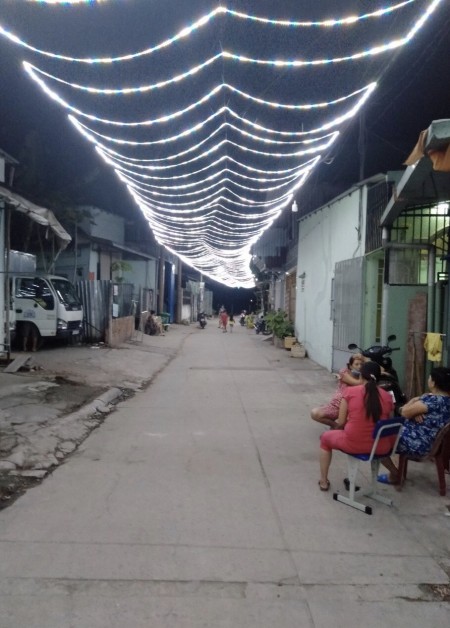 Kẹt nợ bán gấp 970 triệu. Hóc Môn ( Ngã 3 Đông Quang )