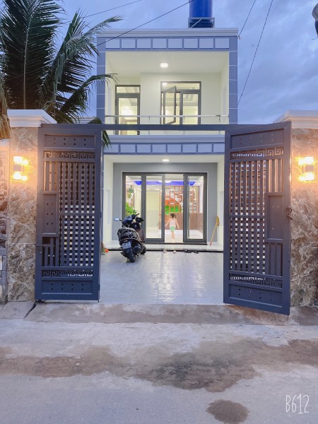 Kẹt tiền cần bán gấp trước tết nhà 1 lầu Dt: 4,1 x20 -Hẻm 96 Đào Tông Nguyên,Nhà Bè