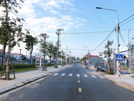 Đất chính chủ bán gấp cho con du học_Giá công chứng 1 tỷ 6 đẹp đường thông