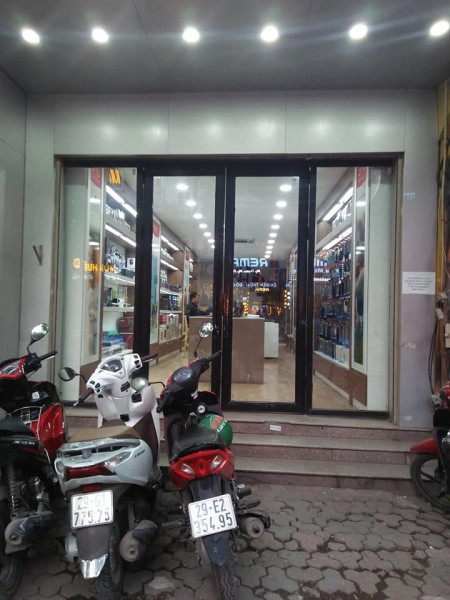 Bán nhà MP Nhà Chung, Hoàn Kiếm 83m2 x 3 tầng MT 4,5m giá 75 tỷ. LH 0912442669