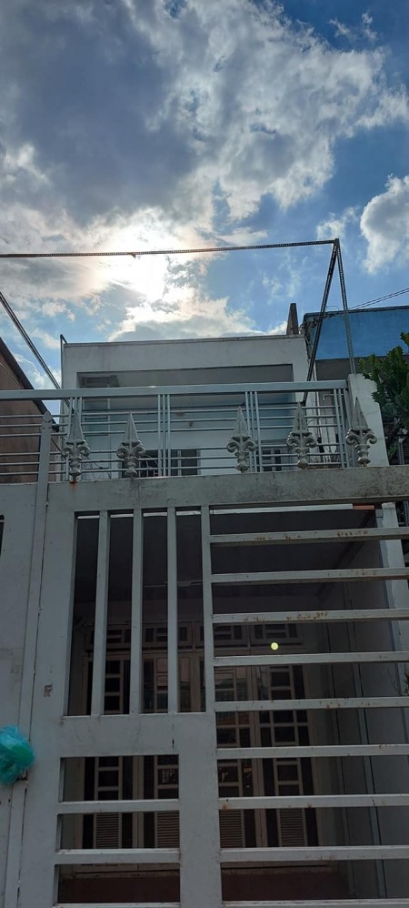 Hiếm ! Bán nhà HXH 6m sát MT Nguyễn Văn Lượng 76m2 3PN chỉ 6.7Tỷ (TL)