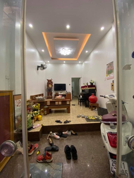 Ở thì chỉ có Sung Sướng 35m2*2T oto đỗ cửa Minh Khai chỉ 1.8 tỷ