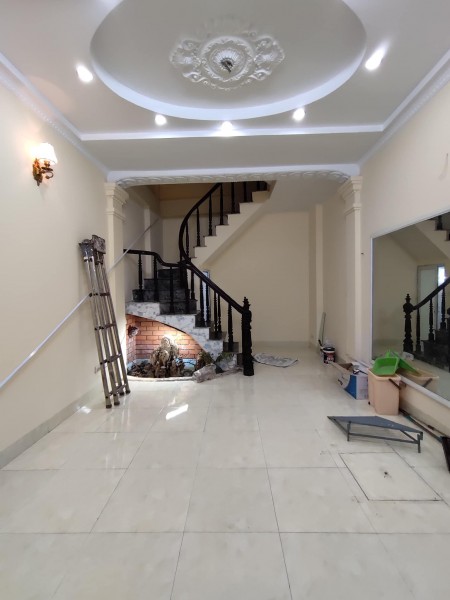 Bán nhà mặt phố Vĩnh Hưng, Hoàng Mai 20m2 giá 1,9 tỷ. LH A.Tuấn 0327283895