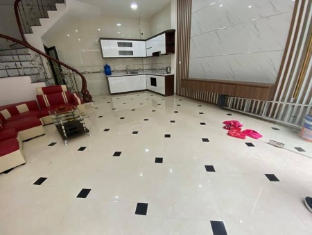 Bán Nhà Chính Chủ Phố 8/3 Hai Bà Trưng 50m 2 Mặt Thoáng 4,85 tỷ Sổ CC