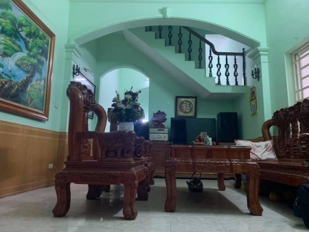 Bán nhà( Lô góc) Nguyễn Khánh Toàn, kinh doanh tốt, 55m2 * 4T, giá 5tỷ.