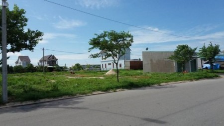 100m2 đất thổ cư mặt tiền Dương Thị Giang sổ riêng giá 1tỷ2