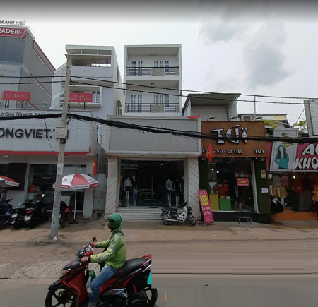 Nhà Mặt Tiền Đường Yên Thế, khu gần sân bay