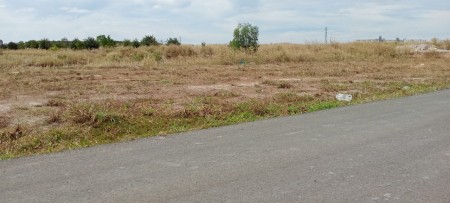Đất nguyễn văn linh 300m2 750 triệu
