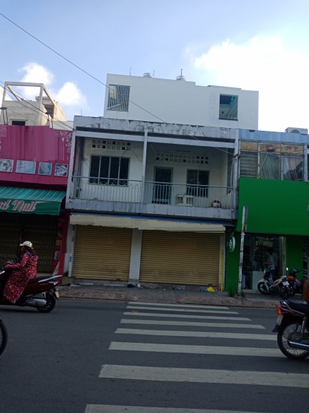 Đường Lê Niệm _ mt nhà ngay đoạn KD sầm uất