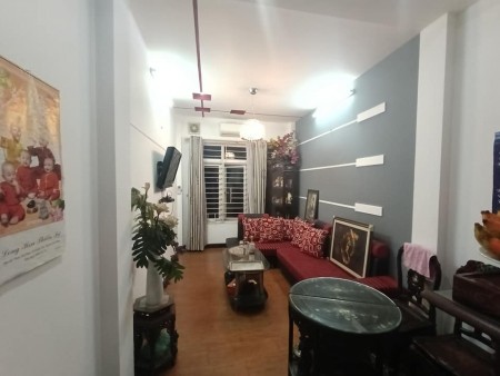 Hiếm. Nhỉnh 3 tỷ có nhà Trương Định, Kd, ô tô, dt 60m