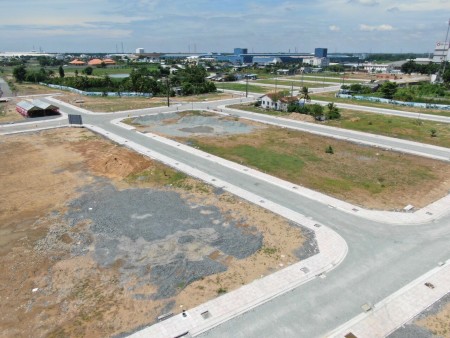 Cần bán gấp đất nền thổ cư đã có sổ , bao sang tên công chứng , view hồ !