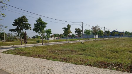 Cuối năm cần ra gấp lô đất ngộp giá rẻ, thổ cư có giấy phép xây dựng nhà ngay và luôn
