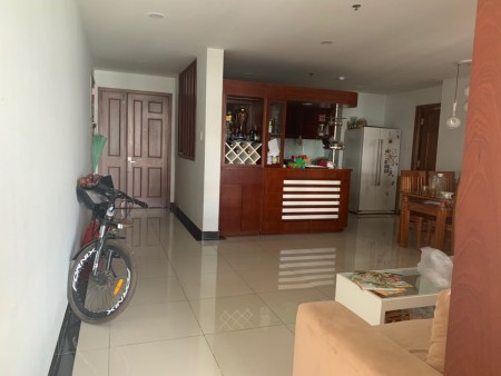 Tôi cần bán gấp căn hộ Giai Việt 854 Tạ quang Bửu Q8, 115m2 3 phòng SHR