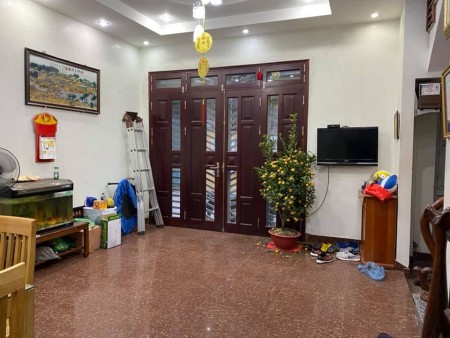 Cần bán gấp nhà Mặt ngõ Nguyễn Khiết 1.4 tỷ, 15mx3T, oto cách 10m