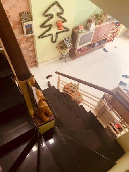 Bán gấp nhà HXH Huỳnh Tấn Phát Quận 7 84M2 4.4 tỷ 0986775153