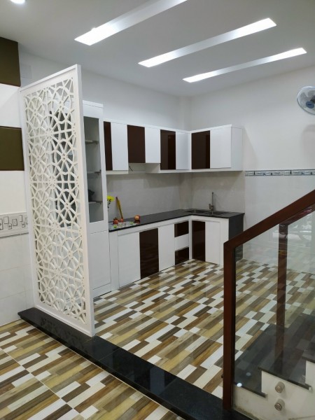 Bán nhà 4 tầng dt 44m2 hẻm 251 Lê Quang Định, P7, Bình Thạnh, giá 6.5 tỷ